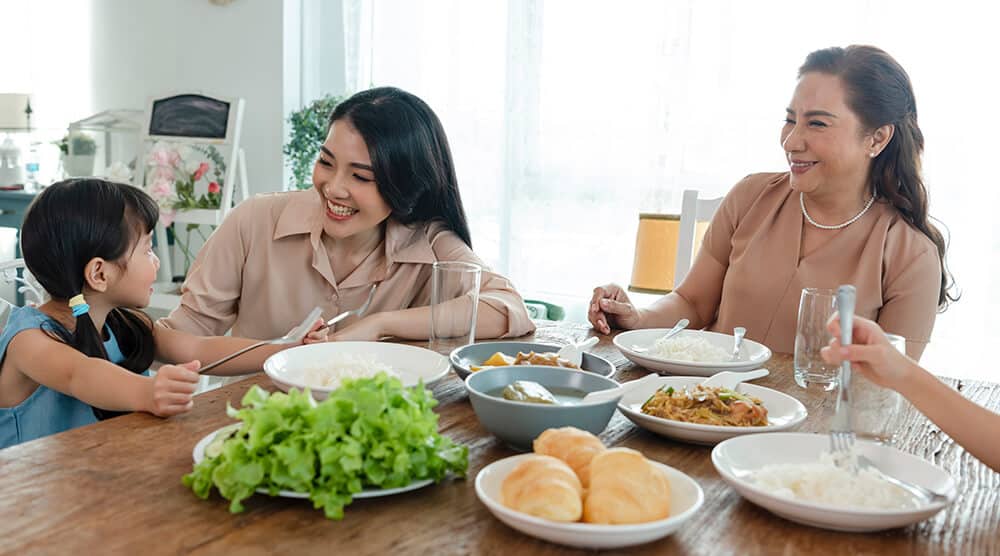How to Eat Thai Food Like a Local: A Cultural Guide for Travelers