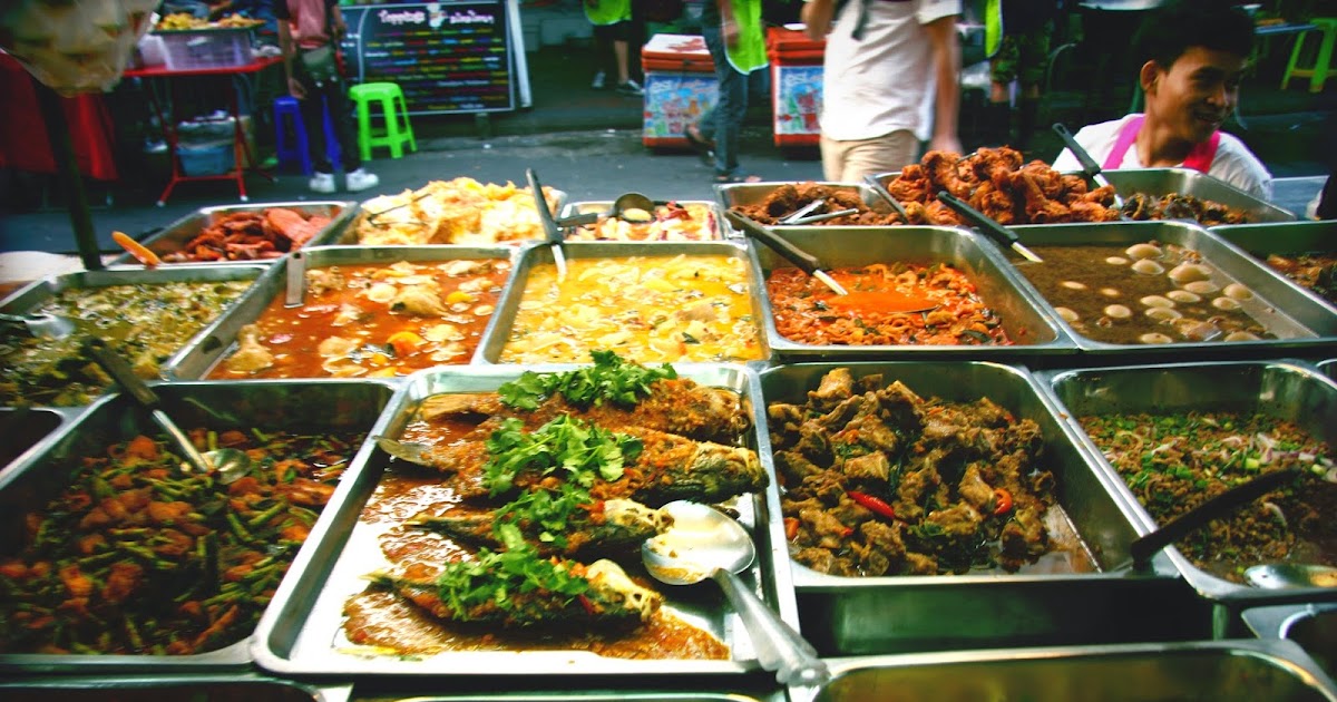 Street Food Along Khao San Road: A Culinary Journey Through Bangkok’s Iconic Backpacker Hub